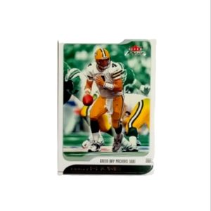 2001 Fleer Focus Brett Farve